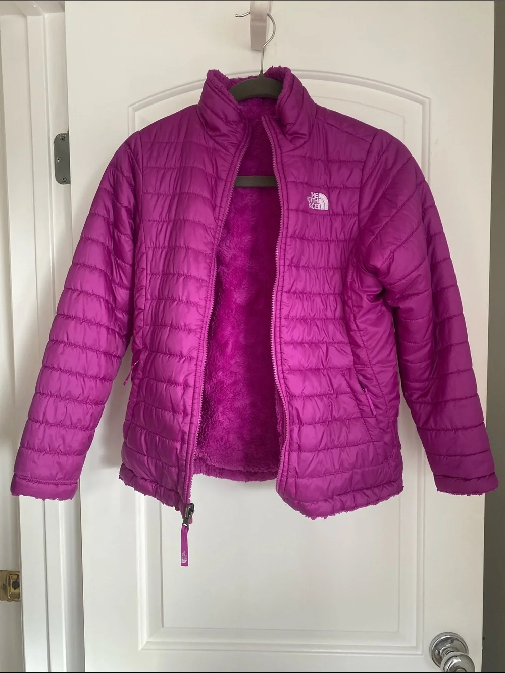 The North Face Girls' Reversible Mossbud Swirl Jacket Puffer Magenta L (14/16)